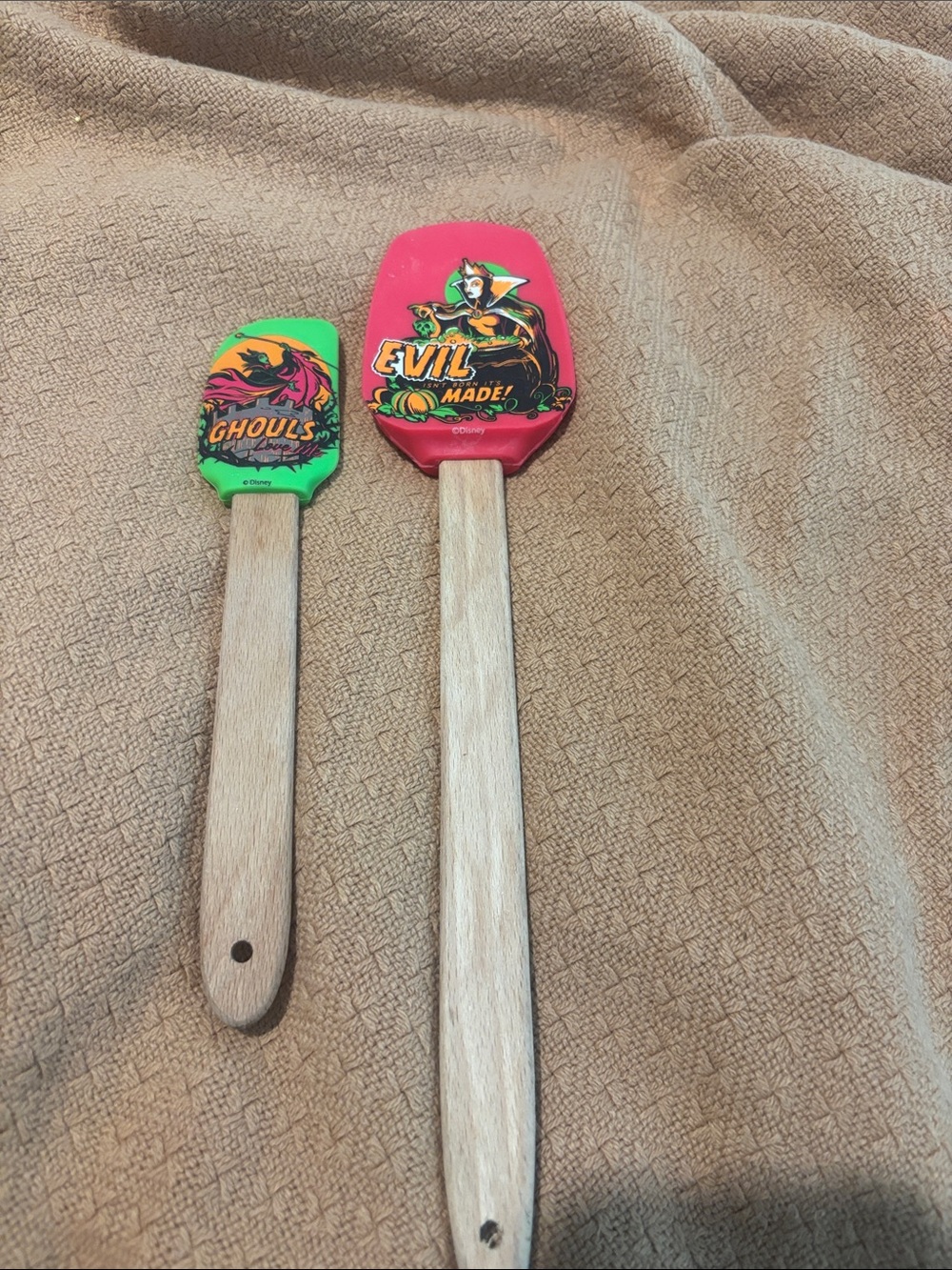 Disney’s Villains spatula set of 2